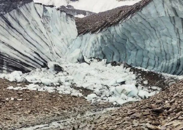 Se derrumbó la Cueva de Jimbo. Foto gentileza Patagonia 24.