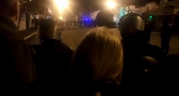 Chubut: violenta represión a docentes que reclaman una resolución a la paritaria