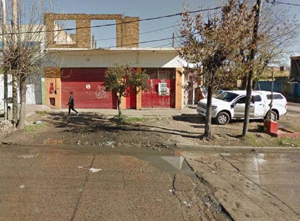 San Francisco Solano: un ex policía y dos delincuentes murieron tras un tiroteo en una pizzería