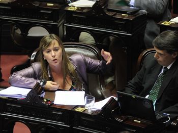 Di Tullio: Por lo menos, Macri no le miente a la gente