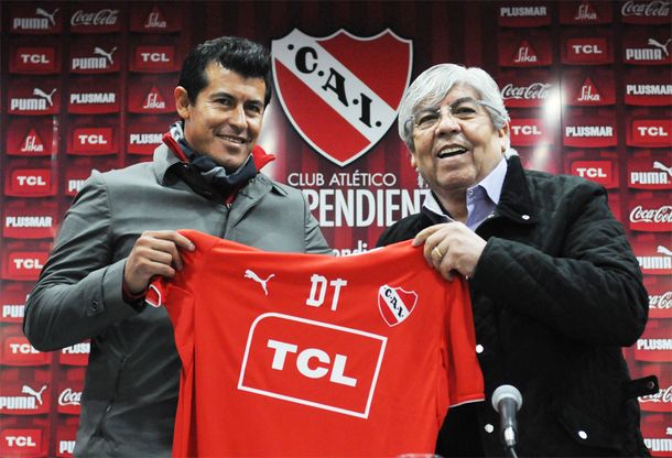 Independiente presentó a Almirón: Soy hincha y esto es un honor