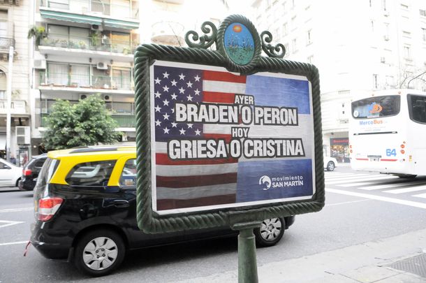 En medio de la negociación con los fondos buitre, reviven el histórico Braden o Perón