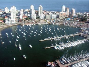 Cae la fuga de dólares para comprar propiedades en Uruguay