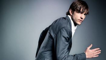 juzgan a un nene de 12 anos que le hizo una broma a ashton kutcher juzgan a un nene de 12 anos que le hizo una broma a ashton kutcher