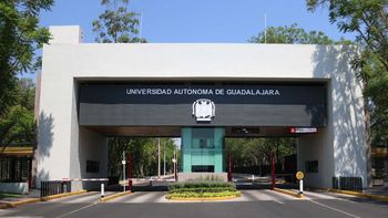Se funda en 1935 la Universidad Autónoma de Guadalajara. Se funda en 1935 la Universidad Autónoma de Guadalajara.