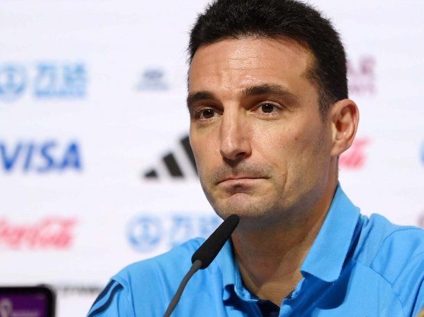 El llanto de Lionel Scaloni al ver a los hinchas en la caravana de la Selección