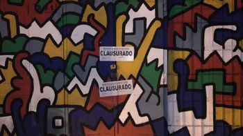 Clausuraron un local de strippers por un show de sexo explícito - Crédito: www.sitioandino.com.ar Clausuraron un local de strippers por un show de sexo explícito - Crédito: www.sitioandino.com.ar