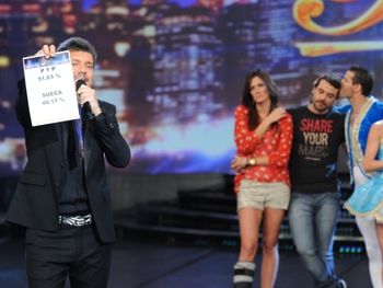 Alexandra Larsson se despidió del Bailando 2012