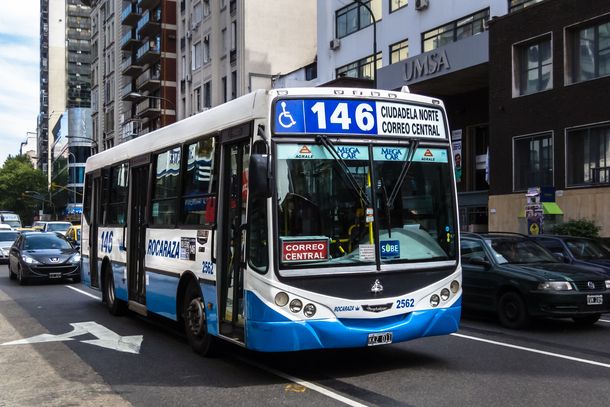 Un colectivo de la línea 146 atropelló y mató a una nena de 10 años