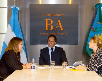 Scioli: El país está en condiciones de alcanzar las asignaturas pendientes