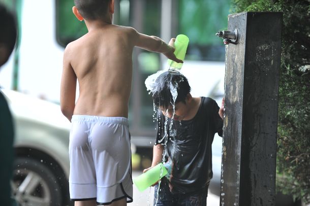 Continúa la alerta naranja en la ciudad de Buenos Aires y Rosario