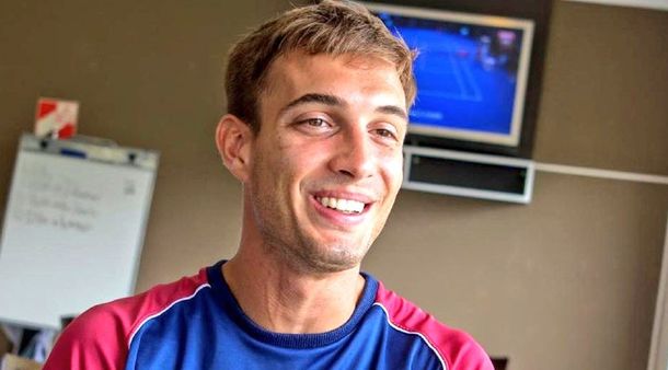 Komar jugará en Rosario Central y hay memes