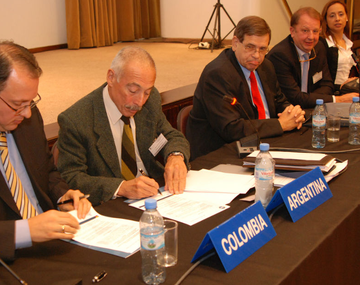 Lavado: la UIF cruzará información con Colombia