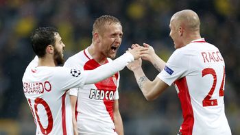 El festejo de los jugadores del Mónaco en Alemania El festejo de los jugadores del Mónaco en Alemania