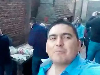 Choferes de colectivo se filmaron festejando un cumpleaños en plena cuarentena