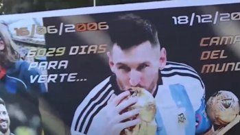 ansiedad por la scaloneta: hinchas se agolpan en el predio que afa tiene en ezeiza ansiedad por la scaloneta: hinchas se agolpan en el predio que afa tiene en ezeiza