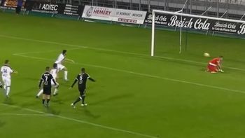 ¿El penal más insólito del año? ¿El penal más insólito del año?