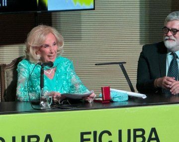 Mirtha fue homenajeada por la UBA: apoyó la lucha universitaria