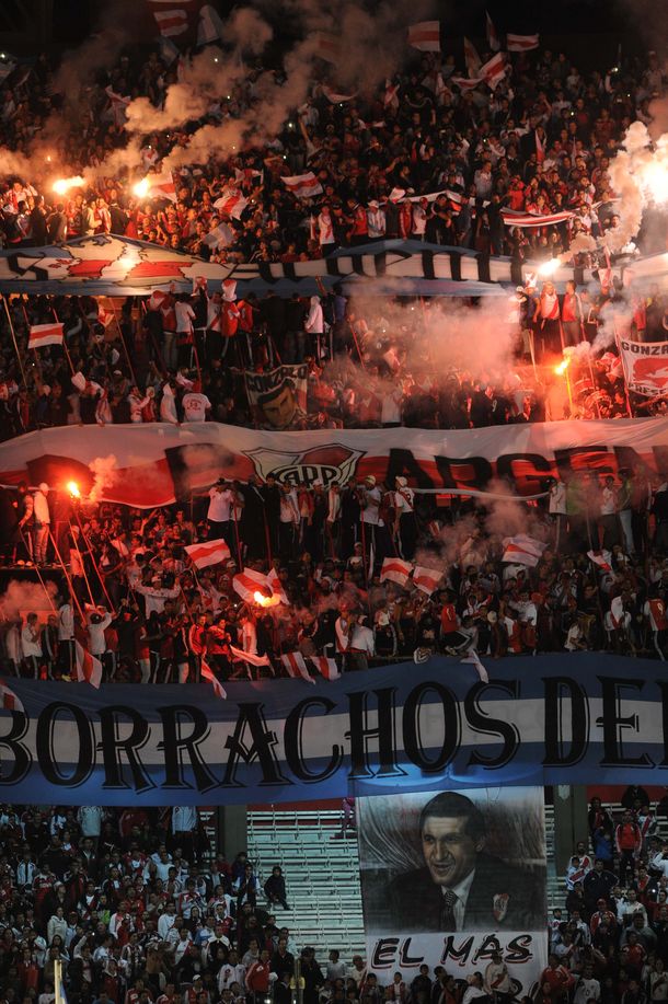 Antes de jugar el Torneo Final, River ya tiene listo su micro de campeón