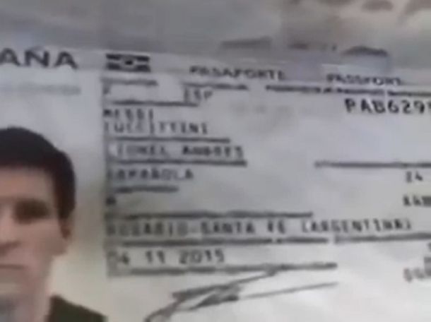 Policía filmó el pasaporte de Messi y tuvo que declarar ante la Justicia