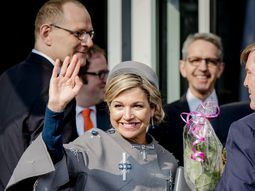 el tapado de maxima causo una polemica en alemania por su simbologia nazi el tapado de maxima causo una polemica en alemania por su simbologia nazi