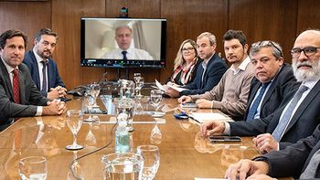 El Comité de Política Monetaria (Copom) se reunió este miércoles y el Banco Central del Uruguay (BCU) decidió bajar la tasa de interés a 11,25%. El Comité de Política Monetaria (Copom) se reunió este miércoles y el Banco Central del Uruguay (BCU) decidió bajar la tasa de interés a 11,25%.