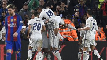Real Madrid celebra el empate ante Barcelona Real Madrid celebra el empate ante Barcelona