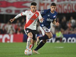 De la mano de Echeverri, River venció a Nacional y es líder