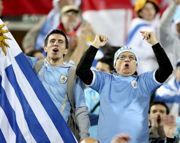 El color de las tribunas en Chile vs. Uruguay