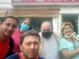 La sorpresa del dueño de una parrilla con bomberos que ayudaron en Corrientes