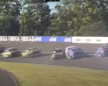 Impresionante choque múltiple durante la largada de una carrera en Paraná