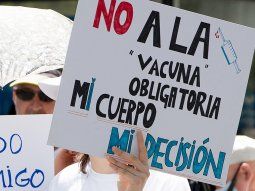 Pase Sanitario: en Internet venden truchos para no vacunados