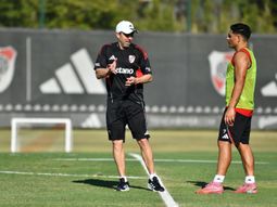 El desafío inmediato de Coudet: levantar al equipo y meterlo en los playoffs