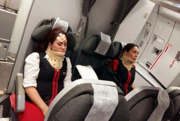 Habló un pasajero del vuelo que terminó con 23 heridos: Pensé que nos estrellábamos