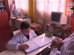 Escuela quedó con un  alumno y piden ayuda