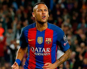 El video que deja en ridículo (y en el piso) a Neymar