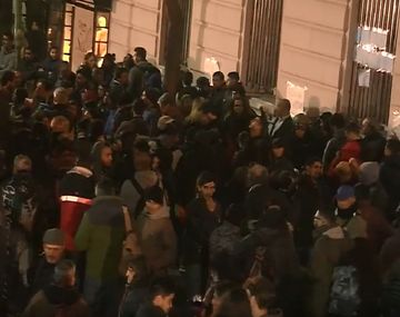 Terminó el allanamiento en Río Gallegos pero sigue el operativo en Recoleta