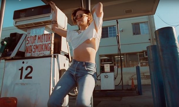 Kristen Stewart en el nuevo video de los Rolling Stones