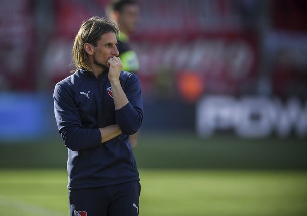 Sebastián Beccacece dejó de ser el entrenador de Independiente