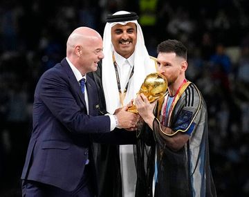 El presidente de FIFA celebró el primer aniversario de la mejor final de la historia de los Mundiales