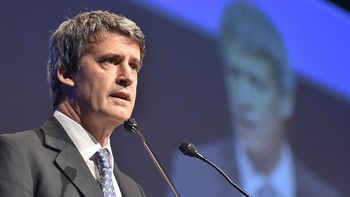 renuncio el ministro de hacienda, prat gay renuncio el ministro de hacienda, prat gay