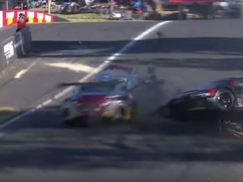 Brutal choque en las&nbsp;accidente choque 12 Horas de Bathurst