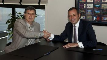 el tata martino ya firmo su contrato con el barcelona el tata martino ya firmo su contrato con el barcelona