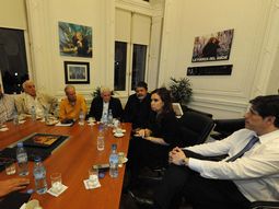 la cgt de antonio calo fue recibida en la casa rosada la cgt de antonio calo fue recibida en la casa rosada