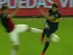 criminal: mira la tremenda patada de yepes que solo fue amarilla criminal: mira la tremenda patada de yepes que solo fue amarilla