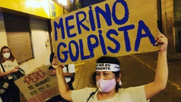 Perú, en crisis por la destitución de Martín Vizcarra. Crédito: @nbelloam