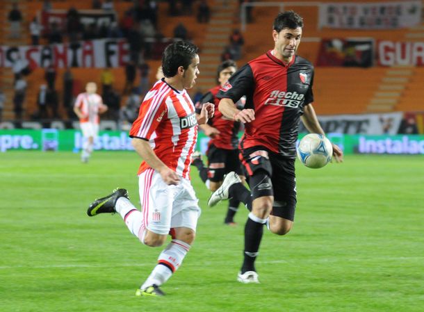 Tras el escándalo, Colón visita a Estudiantes en La Plata