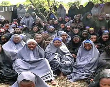 Liberan a 21 secuestradas por Boko Haram 