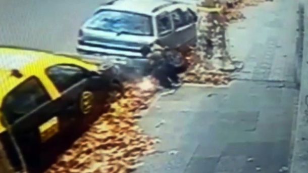 El hombre quedó registrado en un video