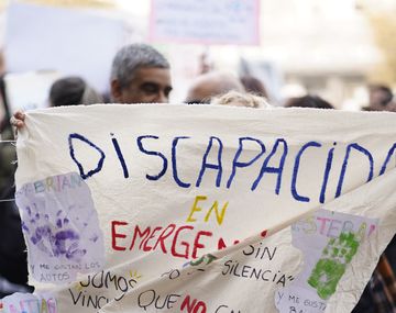 Masiva marcha en el Congreso: por los jubilados